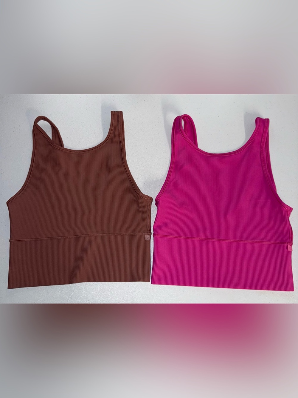 Bundle of 2 Lululemon Power Pivot Tank Tops Size 6